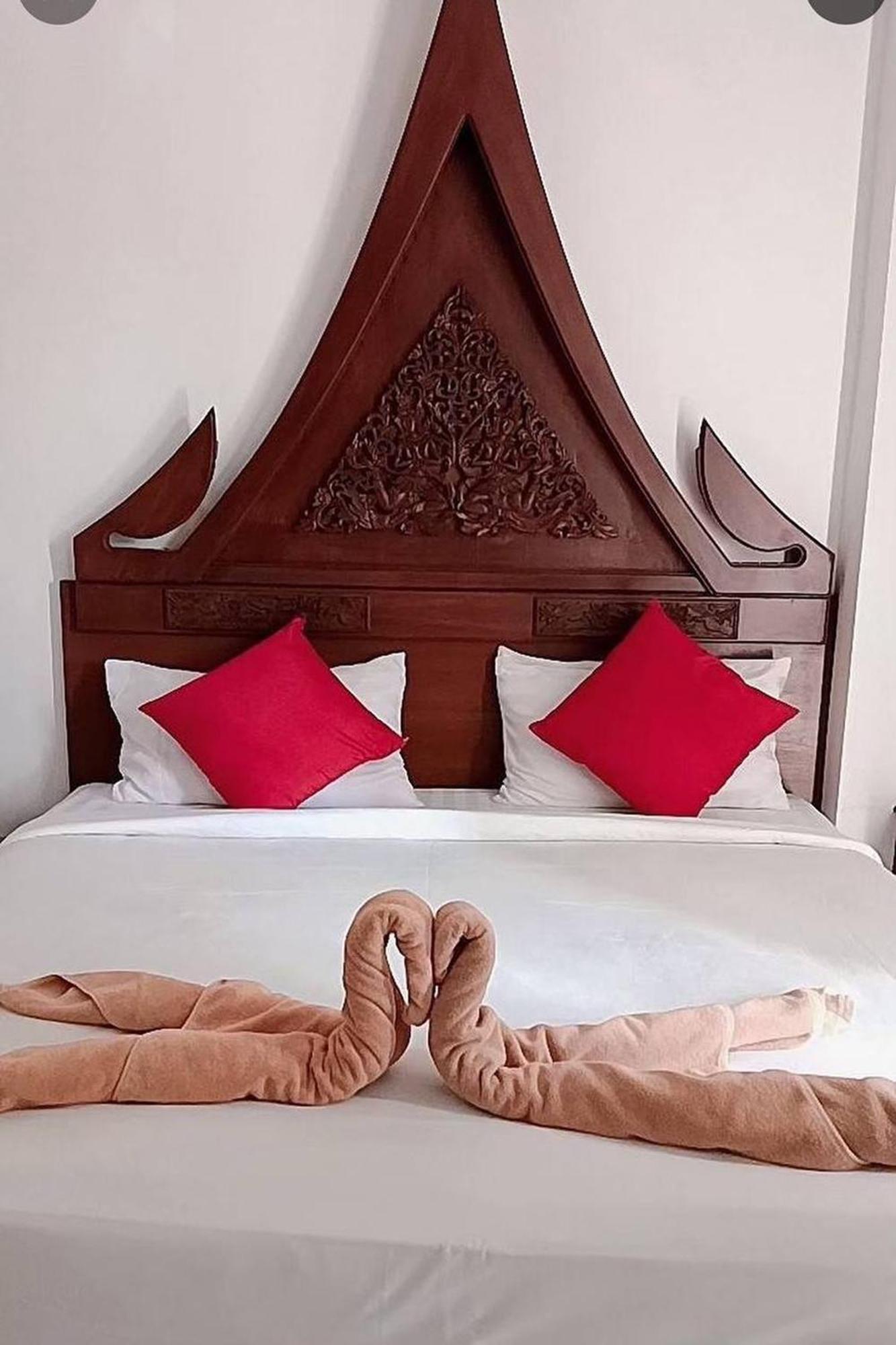 Praew Mansion Hotel Pantai Kamala Luaran gambar