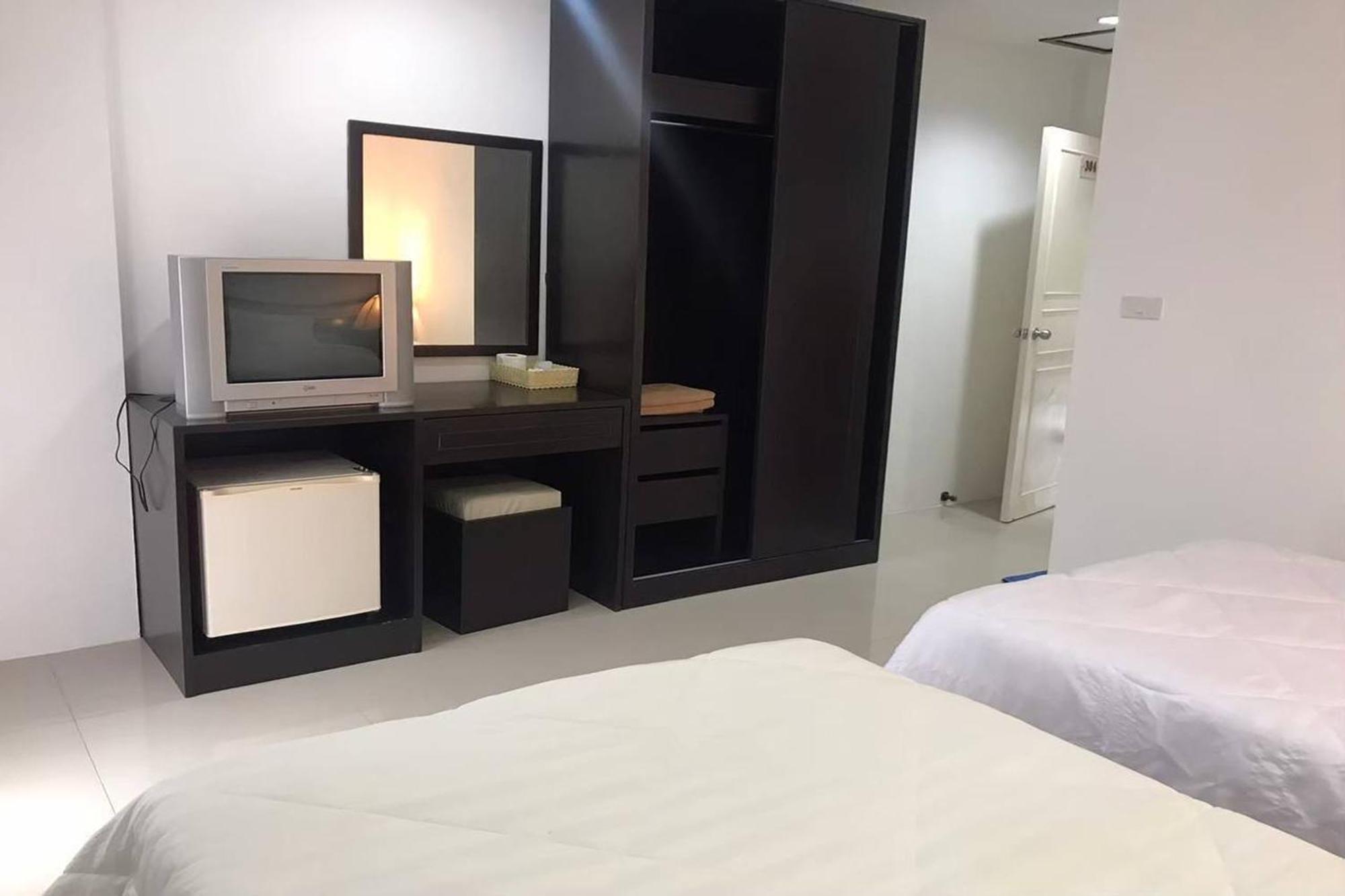 Praew Mansion Hotel Pantai Kamala Luaran gambar